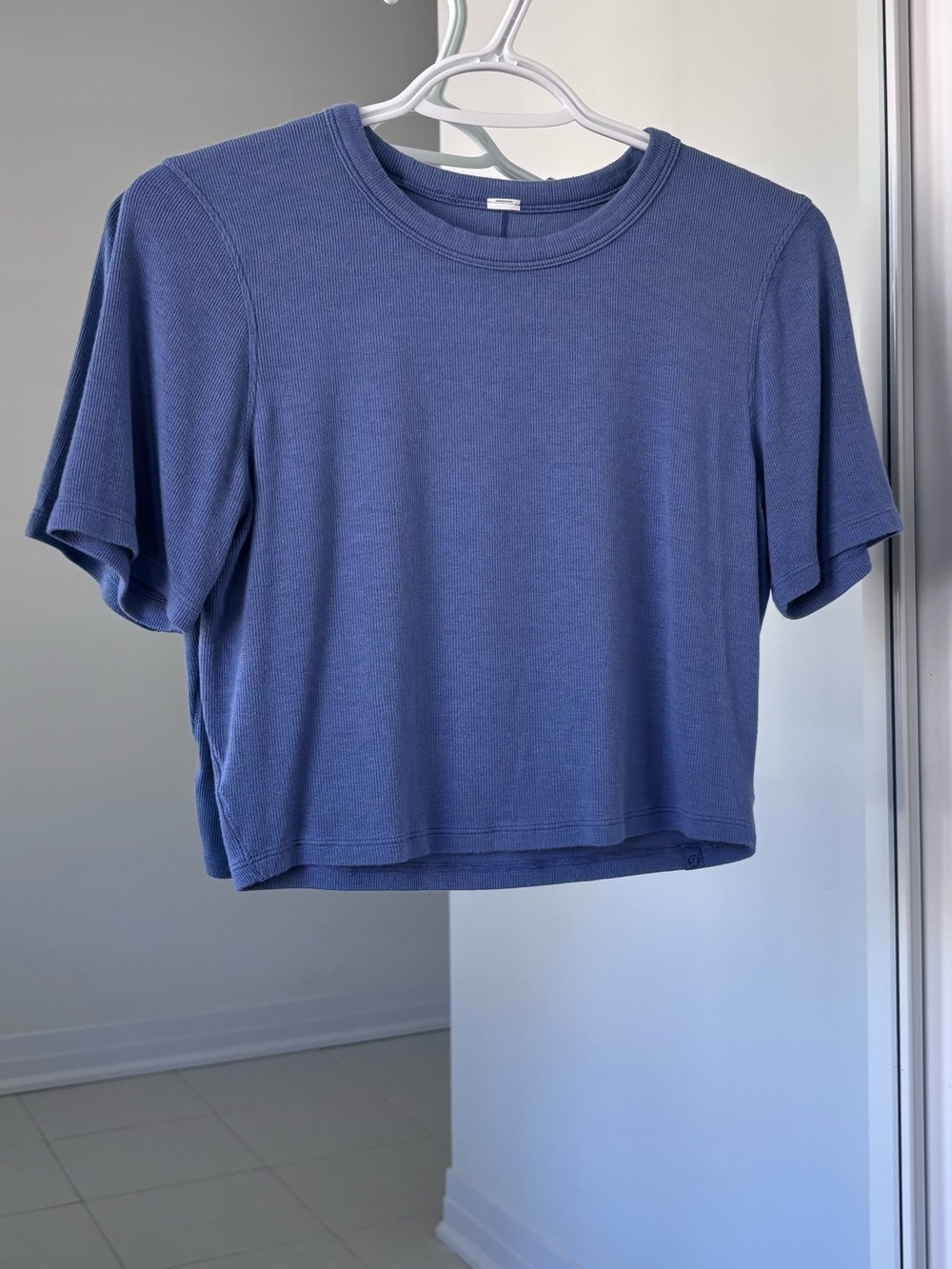 Lululemon Hold Tight Straight Hem Cropped T-Shirt in Blue